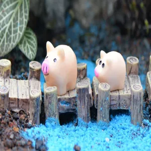 Mini resin pig figurines micro landscape ornament cute animal decor for garden desktop bonsai