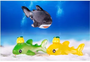Cute resin shark figurines for aquarium decoration and miniature animal crafts display.