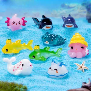 Mini Resin Marine Animal Figurines Cartoon Fish Tank Landscape Ornaments Whale Shark Turtle Dolphin Desktop Decor Crafts
