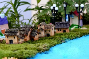 Miniatuur mos landschap hars rieten huis ornament voor tuindecoratie en fotografie rekwisieten.