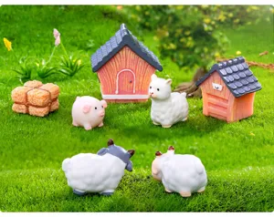 Set de animales de granja de resina y casitas para decoración de micropaisaje y adorno de escritorio.