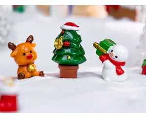 Süße Miniatur Weihnachts Harz Figuren Set für DIY Mikro Landschaft Schnee Dekoration.