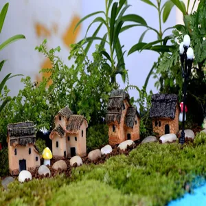 Miniatuur hars huisjes met stroodak voor mos micro landschap DIY sprookjes tuin decor.