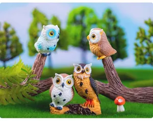 Miniature resin owl figurines for cute micro-landscape gardening and desktop decoration.