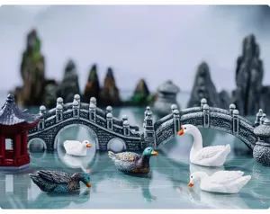 Adorno de paisaje en miniatura de resina con puente y patos para decoración de bonsái de jardín.