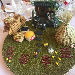 Micro-landscape cartoon mini animal ornaments creative agricultural grain art desktop decoration.