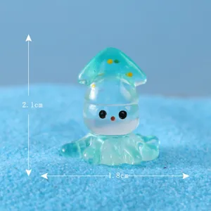 Cute resin squid miniature figurine marine animal decor ornament, 2.1x1.8cm compact size.
