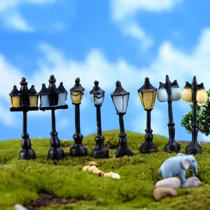 Retro Miniatura Farola Resina Adorno Micro Paisaje Jardín de Hadas Pecera Decoración de Planta en Maceta