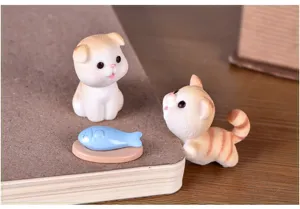 Cute miniature cat resin figurines set for micro landscape dollhouse cake car decor detail.