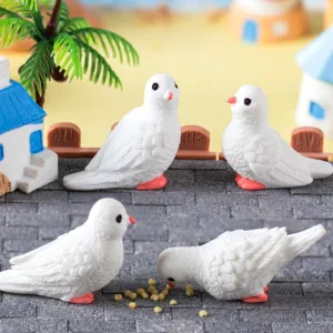 Miniature white pigeon figurines villa coconut tree set for micro landscape DIY fairy garden decor.