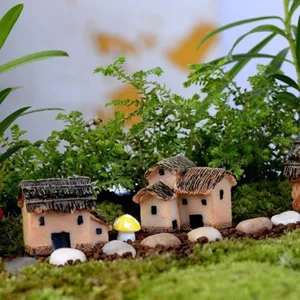 Miniatuur hars rieten huis ornament voor mos microlandschap en tuindecoratie hoofdfoto