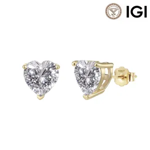 Elegante Ohrstecker aus 10 Karat Gold in Herzform mit D-Farbe VVS Zuchtlabor-Diamanten