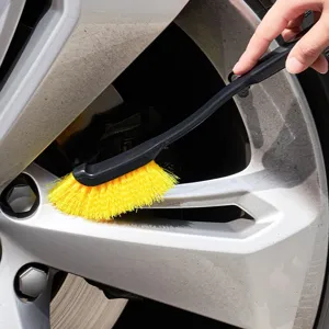 Spazzola per Pulizia Cerchi Auto Manico Lungo a Forma di L Strumento per Scrub Gap Pneumatici per Dettagli Auto Giallo Nero