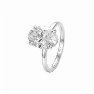 Eleganter Verlobungsring aus 10K Weißgold mit einem funkelnden Lab-Diamanten im Ovalschliff
