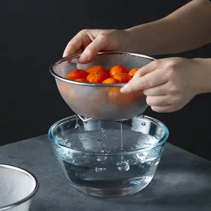 Colador profesional de acero inoxidable 304 para lavar y escurrir frutas en la cocina de casa