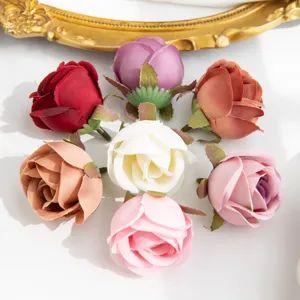 Têtes de roses en soie artificielle pour bricolage, corsages de mariage et décoration de chapeau.