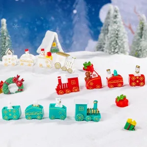 Miniatura Natale Treno Pupazzo di Neve Orso Albero Resina Ornamenti Micro Paesaggio DIY Decorazione Scena di Neve Accessori