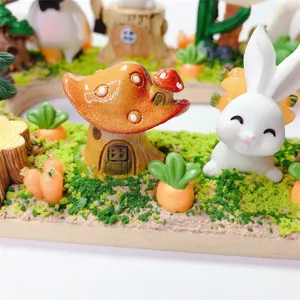 Jolie figurine miniature en résine de maison champignon et lapin blanc pour décoration de téléphone.
