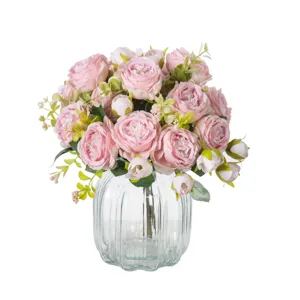 Bouquet di fiori di peonia rosa artificiale in stile europeo con vaso in vetro trasparente