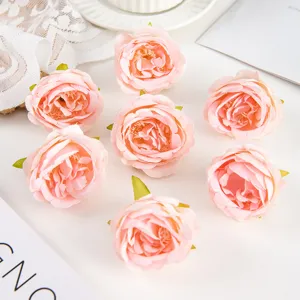 Rosa künstliche Rosenblüten Detailaufnahme, ideal für Hochzeitsdekoration und Fotografie-Requisiten.
