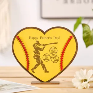 Hölzernes Vatertag Baseball Schild Herz Plakette Tisch Dekoration Geschenk mit Namen.