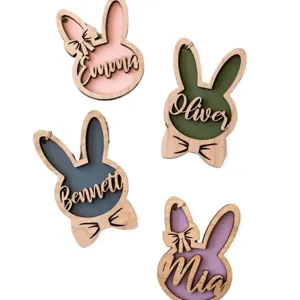 Etiquettes de panier de Pâques en bois personnalisées avec nom gravé décoration de lapin