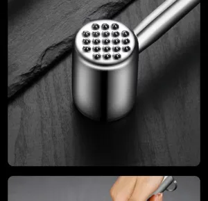 Roestvrijstalen vleeshamer vleesvermalser keuken gadget voor thuis koken en vlees bewerken.