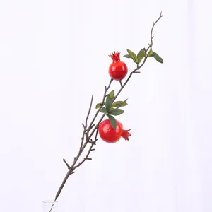 Ramo di melograno artificiale con frutti rossi e foglie verdi per decorazioni casa