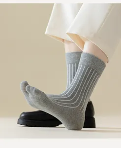 Grey split-toe ribbed cotton mid-tube socks for women, comfortable fit and breathable fabric.