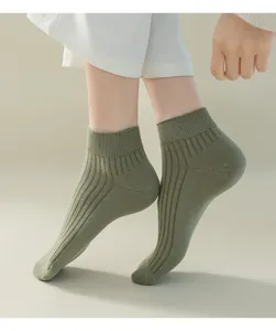 Green ribbed cotton short socks for women, breathable daily casual ankle sock detail view.