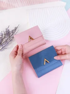 Korean Retro Matte PU Leather Trifold Short Wallet For Women Small Card Holder Purse With Metal V Buckle For Students