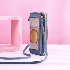 Détail de la pochette de téléphone bleue avec fenêtre tactile transparente