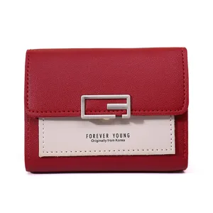 Kompaktes Mini-Portemonnaie für Damen in Rot und Beige mit stilvollem Metall-G-Verschluss