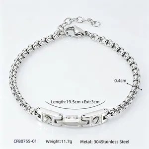 Detail of 304 stainless steel box chain bracelet showing length and width measurements