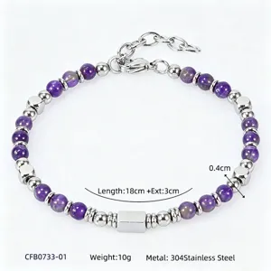 Vista dettagliata del bracciale con pietre viola e acciaio inossidabile 304 con misure