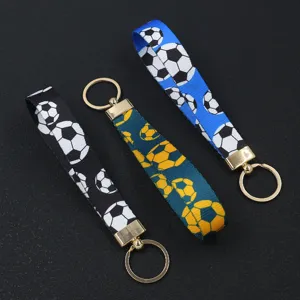 Cordones de muñeca con estampado de fútbol en tres colores con llaveros dorados