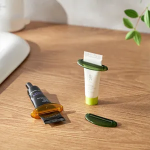 Manual tube squeezer clips for toothpaste and skincare samples in Japanese style design