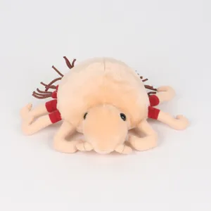 Vue détaillée d'une peluche de pou de crabe réaliste avec une texture très douce