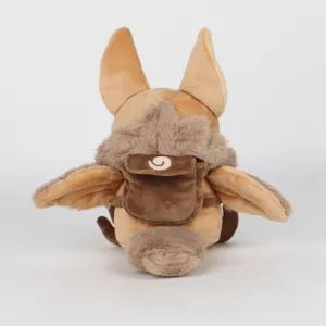 Vue arrière de la peluche Polliwog Bat avec oreilles et petit sac à dos