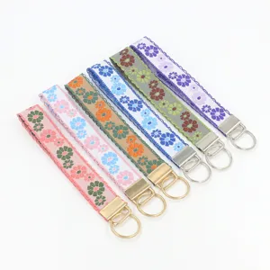 Retro Ethnic Style Embroidered Flower Keychain Jacquard Woven Lanyard Wristlet Ribbon Metal Key Ring Holder Ornament Pendant Gift for Women Bag Car Keys