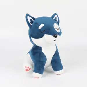 Vue détaillée d'une adorable peluche Lofi Dog bleue et blanche en position assise.