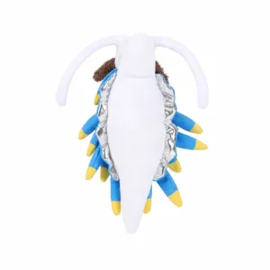 Vue détaillée d'une peluche de nudibranche dragon bleu avec des volants argentés