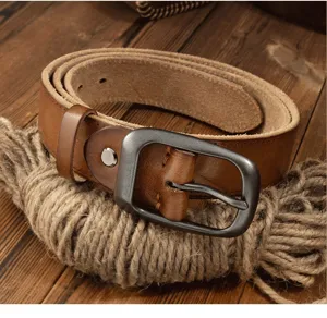 Genuine leather belt with vintage metal pin buckle, casual retro design for daily wear.