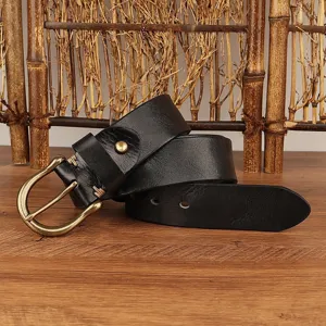 Men vintage genuine leather belt with horseshoe buckle casual stylish trouser belt detail view