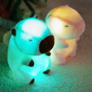Schattig gloeiend Capybara knuffeldier met levendige interne LED-nachtlampjes in donker