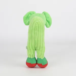 Vista posteriore del peluche verde Sahur con trama a coste e grandi orecchie morbide.