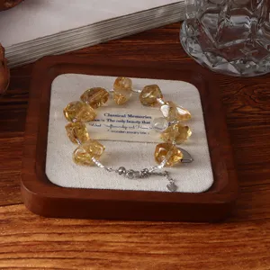 Minimalistisches Citrin Rohstein Armband Luxus Unregelmäßiges Geometrisches Gelbes Kristall Perlenarmband Verstellbarer Herz Anhänger Handschmuck Für Damen