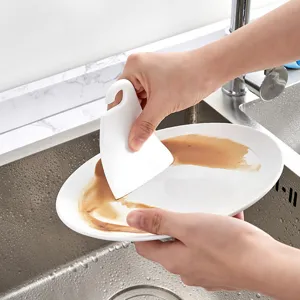 Raschietto da cucina giapponese in silicone per rimuovere macchie d'olio dai piatti