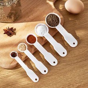 Professionelles 5-teiliges weißes Kunststoff-Messlöffel-Set mit Skala für die Küche