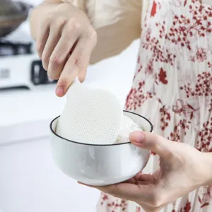Japanischer minimalistischer Antihaft-Reislöffel zum Servieren von weißem Reis